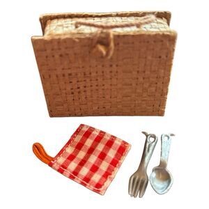 Vintage Barbie Doll #967 Picnic Basket Original Straw Basket Placemat Fork Spoon